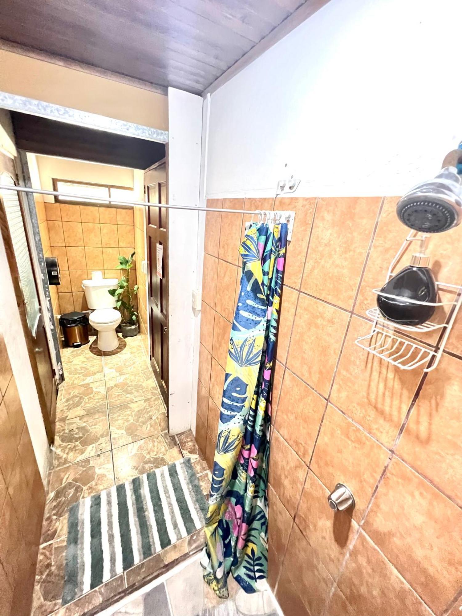 Cheap Hostel ケポス エクステリア 写真
