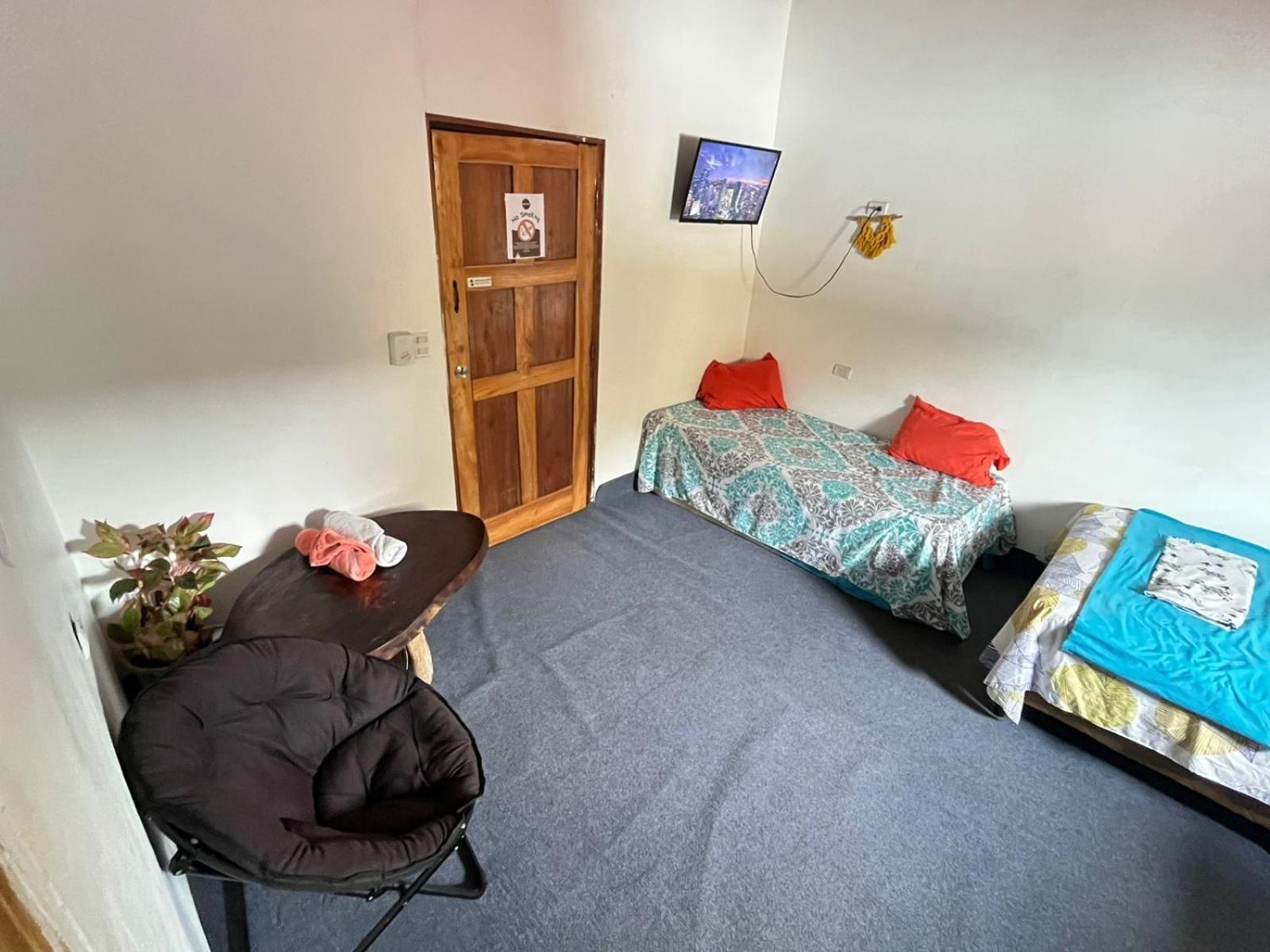 Cheap Hostel ケポス エクステリア 写真