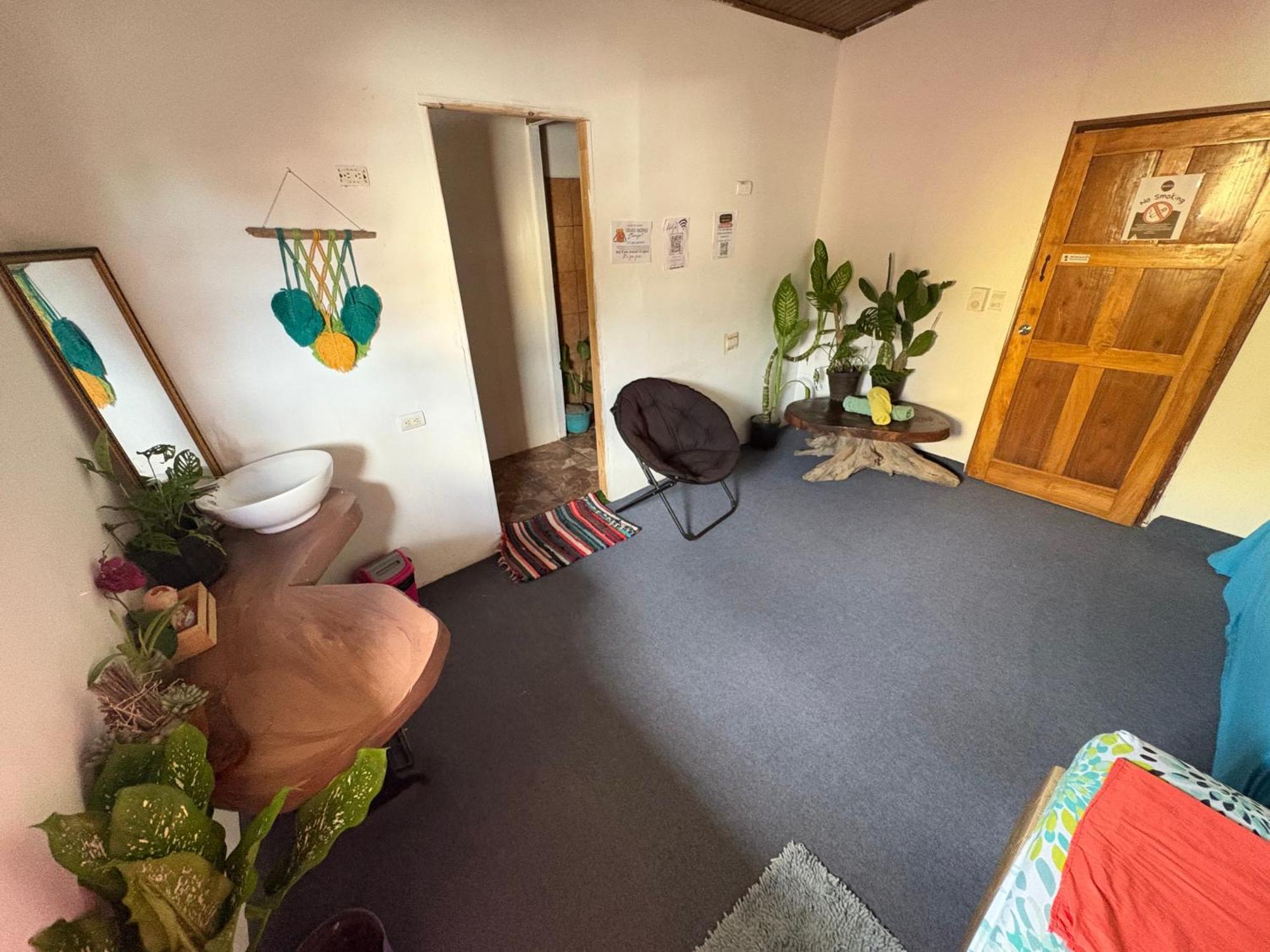 Cheap Hostel ケポス エクステリア 写真